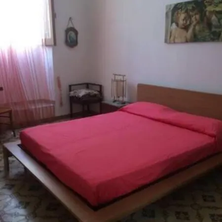 Holiday home Casa Accogliente E Centrale A Due Passi Dal Mare *